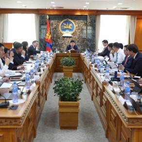 Засгийн газрын хуралдаан: И-Монголиа систем И-студент цонхтой болсон