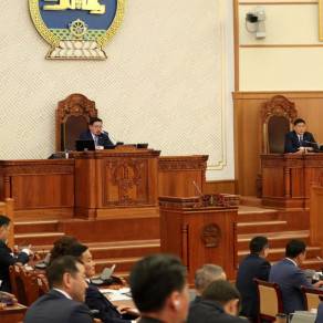 Монгол Улсын Үндсэн хуульд өөрчлөлт оруулж, баталлаа
