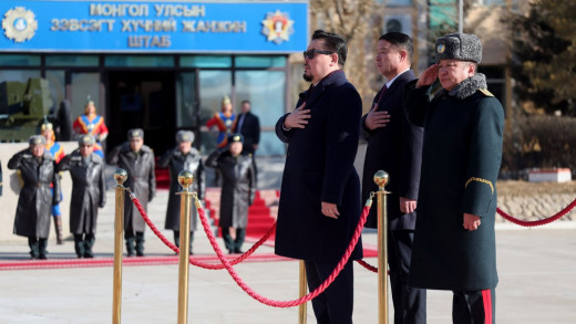 Зэвсэгт хүчний алба хаагчдын нийгмийн баталгааг сайжруулах зарим асуудлыг шийдвэрлэхээр болов