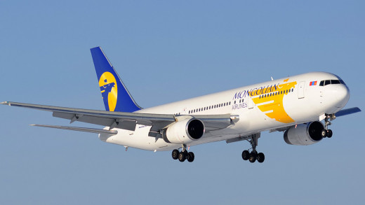 Катар улс агаарын хилээ хаасан тул МИАТ-ийн нисгэгчид Бахрейнд хүлээсээр байна