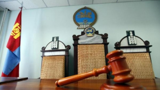 Бүлэг мансуурагчдад ял шийтгэлээ