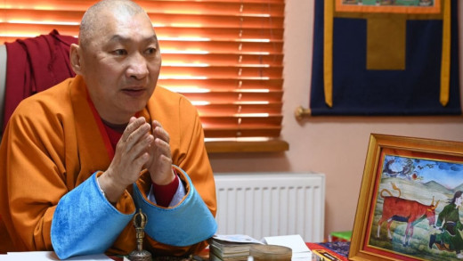 Б.Энхбат: Ханш нээх өдрөөр бурхан болоочийнхоо газар очдог ёс заншил бол хятад соёл