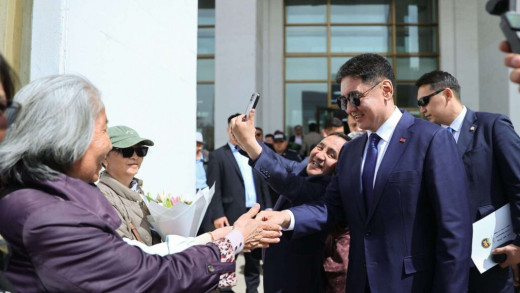 Ерөнхийлөгч У.Хүрэлсүх Чингэлтэй дүүргийн иргэдтэй уулзлаа